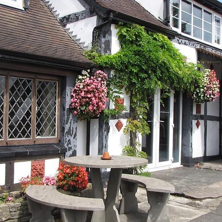 Rose & Crown Hotel Tenbury Bagian luar foto