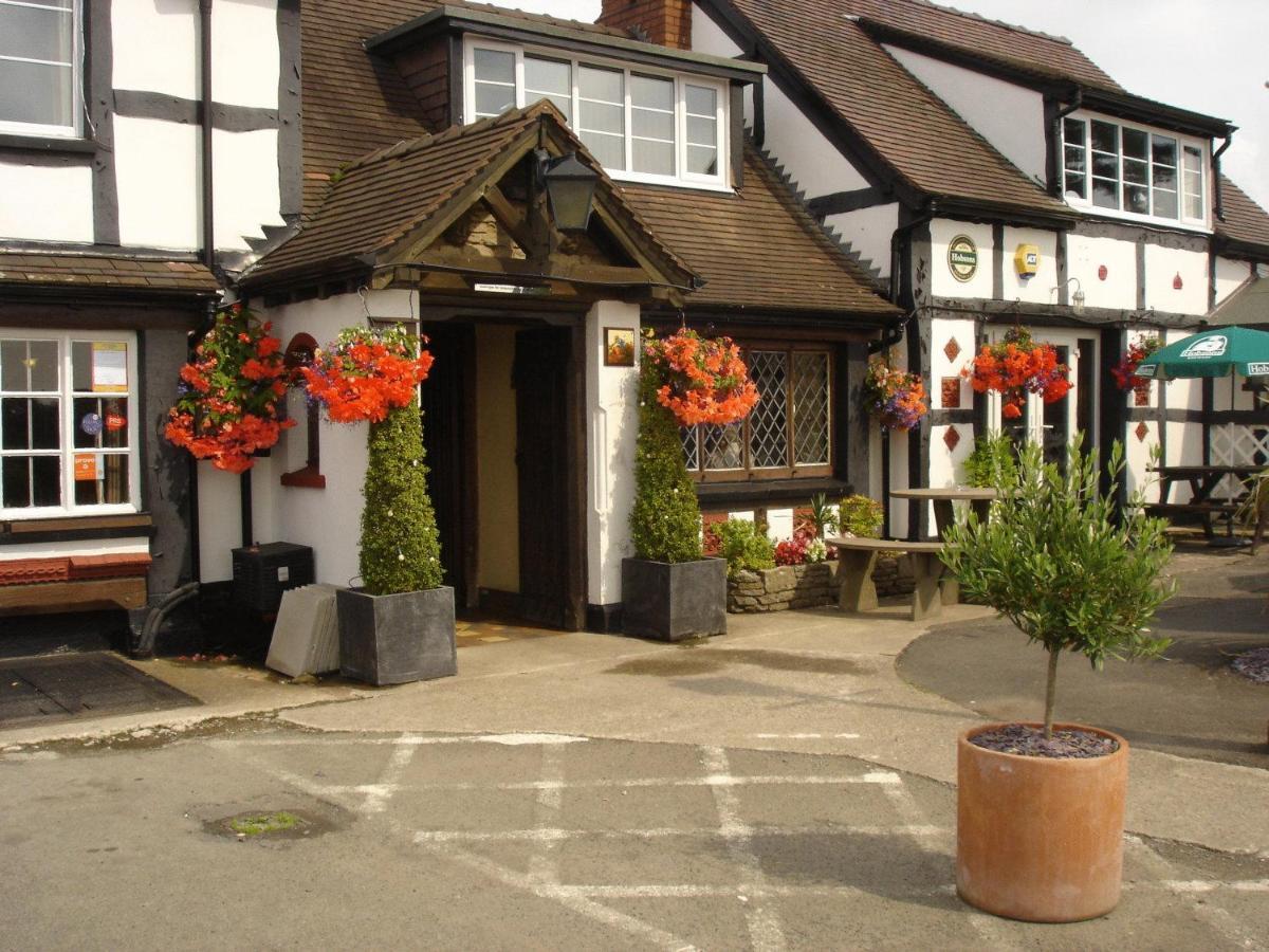 Rose & Crown Hotel Tenbury Bagian luar foto