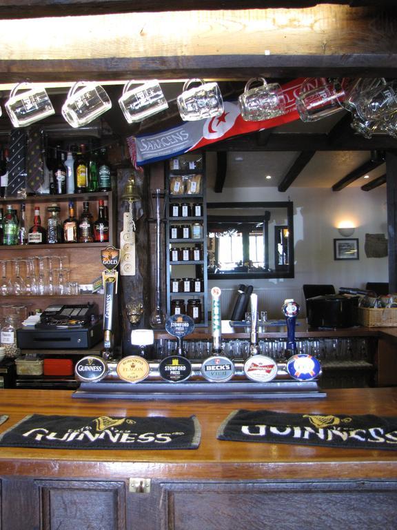 Rose & Crown Hotel Tenbury Bagian luar foto
